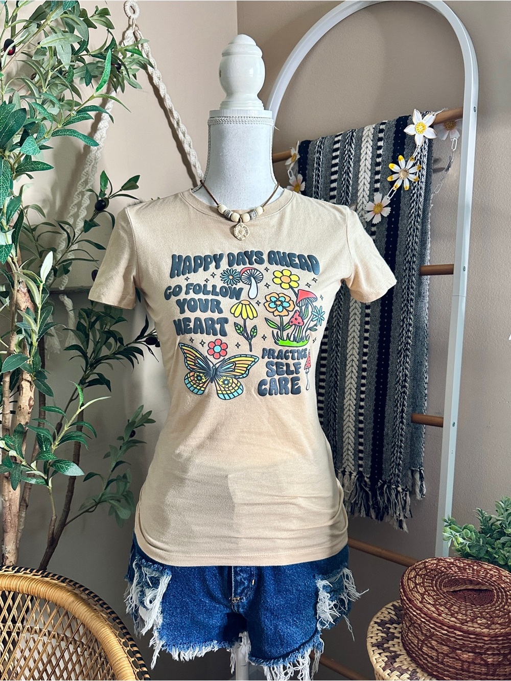 Free State Boho Groovy 3D Puff Graphic Tee Mushrooms Butterfly XS